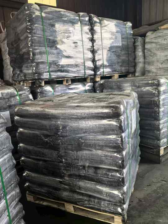High Purity Synthetic Iron Oxide Pigment (Fe2O3) for Ceramic Leather ...
