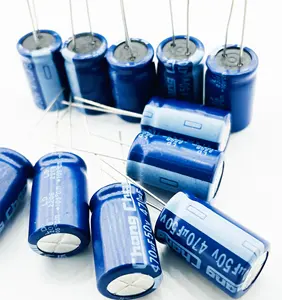 Capacitor eletrolítico de alumínio com plug-in