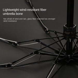 Parapluie pliant ultra-léger et compact avec poignée en alliage cinq plis et revêtement en caoutchouc noir, idéal pour la publicité et les activités en plein soleil - Product Image 5