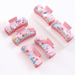 Collection Fête des Mères – Élégante Pince à Cheveux Requin Xiyin en Cuir PU Faite à la Main, Rose Doux, pour un Amour Familial Transfrontalier - Product Image 1
