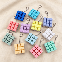 Porte-clés anti-stress personnalisable, jouet coloré en forme de clavier et porte-clés en plastique pour soulager l'irritabilité