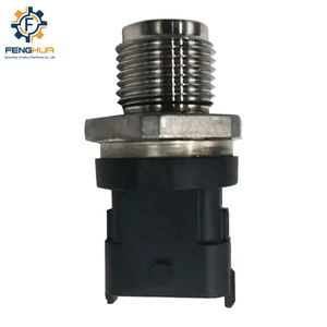 PC200 nhiên liệu Common <span class=keywords><strong>Rail</strong></span> cảm biến áp suất 6754-72-1210 máy xúc PC200-8 PC210-8 PC240-8 6754721210 6754-72-1211 6754-72-1212 - Product Image 1