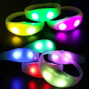 2024 kustom acara festival logo kain gelang tangan dengan pesta led gelang bercahaya dipersonalisasi elastis silikon gelang