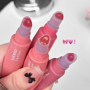 ลิปกลอส LUCKGO สูตรมิเนอรัลเหลว เนื้อฉ่ำวาว กันน้ำ สีชัด ติดทนนาน พร้อมจี้โบว์ถอดได้ 4 เฉดสี บำรุงริมฝีปากชุ่มชื้น - Product Image 5
