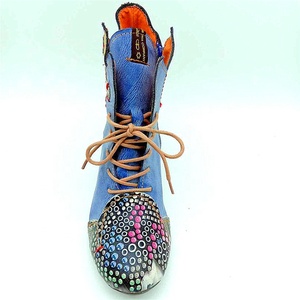 Chaussures d'hiver en cuir poli pour femmes, bottes décontractées populaires en peau de serpent imprimée, nouvelle collection - Product Image 4