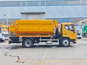 Camión de Limpieza de Alcantarillado y Fosas Sépticas con Control Remoto 4×2, 12000L, Motor Diésel Yuchai, para Exportación - Product Image 3