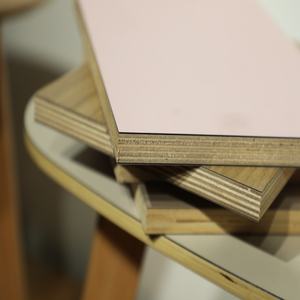 Planche composite ondulée lisse et durable pour l'exportation de bois, idéale pour les revêtements de sol de conteneurs et les revêtements de remorques de camions - Product Image 3