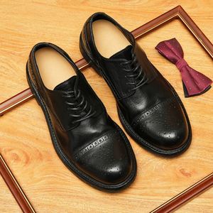 Zapatos de Cuero de Diseño Elegante Estilo Otoño para Negocios, Bodas, Fiestas y Ropa Formal de Negocios - Product Image 4