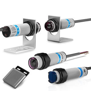 Photoelectric switch E3F series with a 50 cm <b>sensing</b> distance, 90 - 250V AC 2-wire <b>diffuse</b> reflection type proximity sensor - Product Image 4