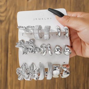 Joyería de Moda, Juego de Aretes Geométricos, Aros y Broqueles en Oro y Plata, para Fiestas - Product Image 2