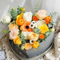Scatole Regalo Rigide in Cartone per San Valentino, Confezioni di Alta Qualità con Finestra Trasparente in PVC, Laminazione Opaca, Goffratura e Fodera in Spugna