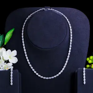 Splendida collana di sfere di zirconio cubico di forma ellittica e sposa Dubai gioielli indiani come matrimonio damigella d'onore set regalo