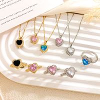 Collier Titanic Tendance, Bijou Classique Cœur de l'Océan avec Pierre Précieuse Multicolore en Cristal, Élégant et Délicat pour Femme