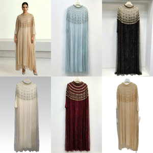 Ensemble deux pièces de luxe en dentelle festonnée perlée à la main, robe midi formelle à manches 3/4, tenue modeste musulmane de Dubaï, ensembles élégants de couleur unie - Product Image 4
