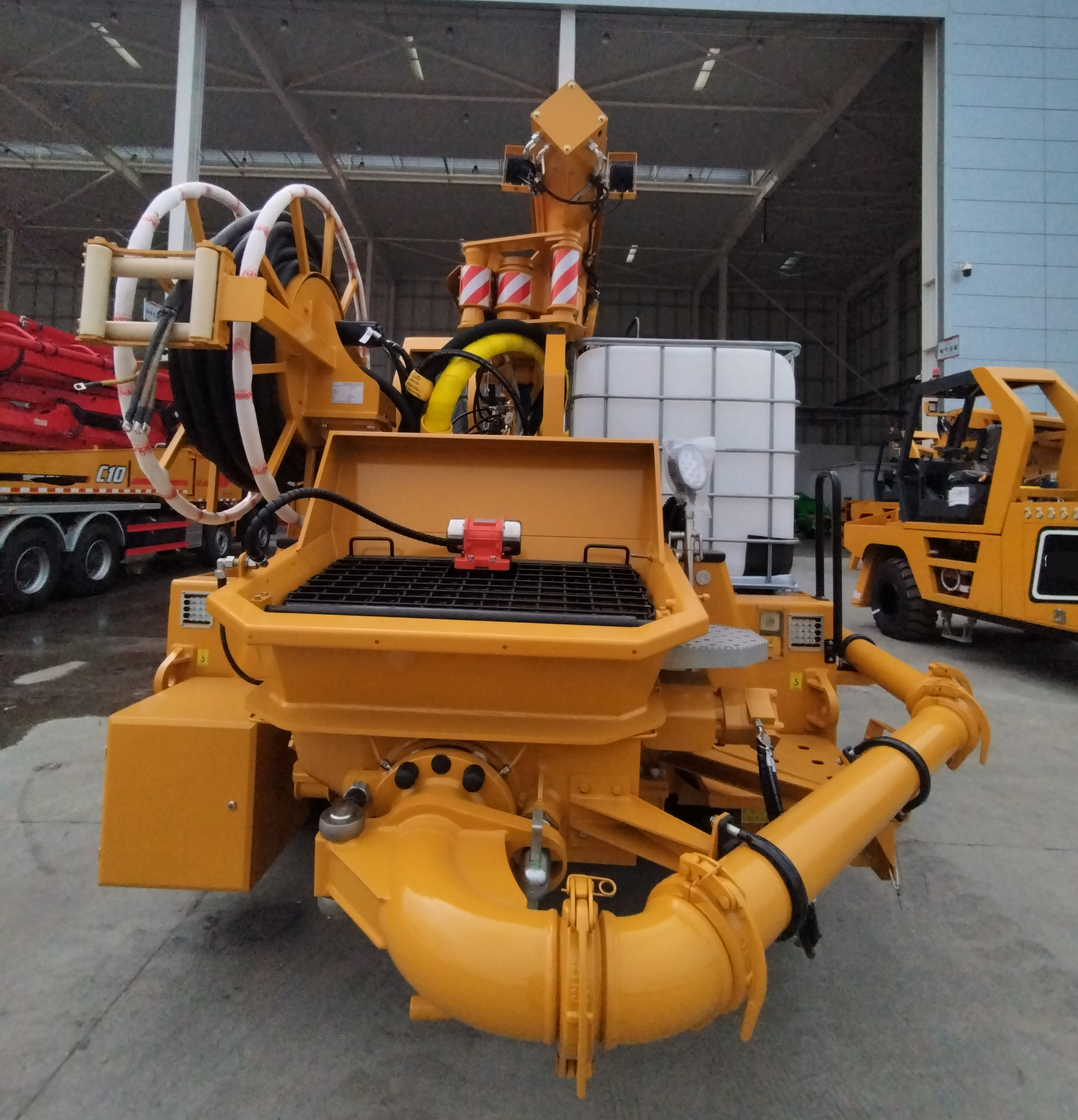 SPJ3217KA 17 м бетонная машина SPJ3217KA Spreyer машина с воздушным компрессором