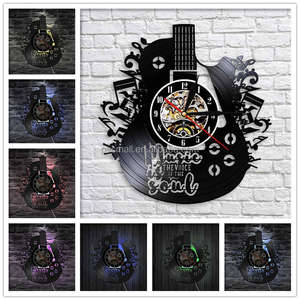 ギター型時計3D装飾ブラックビニール壁時計ホーム装飾ファンギフトユニークな工業用壁時計LED付き - Product Image 2