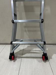Scala gigante di alluminio moderna della famiglia per la costruzione del <span class=keywords><strong>giardino</strong></span> pieghevole scale di estensione per uso domestico - Product Image 2