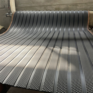 Tapis <span class=keywords><strong>de</strong></span> vache en caoutchouc Revêtement <span class=keywords><strong>de</strong></span> sol anti-fatigue Produit <span class=keywords><strong>de</strong></span> confort <span class=keywords><strong>pour</strong></span> bovins à rendement laitier amélioré Feuilles <span class=keywords><strong>de</strong></span> caoutchouc - Product Image 4