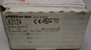 Capteur de niveau IFM LK3124, sonde de 728 mm, 4-20 mA, IO-Link, niveau électronique pour la surveillance de l'eau, de l'huile et du liquide de refroidissement - Product Image 1