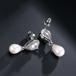 RAKOL EP516 Simole Zirkonia Frauen Zirkon Tropfen Perlen Ohrringe für die Hochzeit - Product Image 4