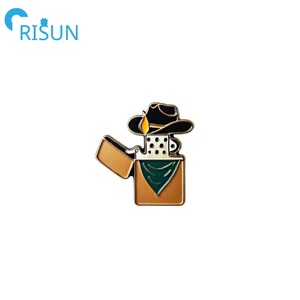 Fabricación de encendedor de Metal esmalte Pin insignia a prueba de viento encendedores de solapa Pin personalizado Zippo encendedor Logo publicidad Pin broche - Product Image 2