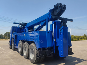 ISUZU 10x4 Heavy Duty Rotator Wrecker Truck 50 Ton Road Recovery Tow Truck for Highway Accident Rescue - Product Image 4