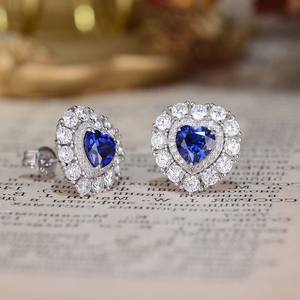 Pendientes de Zafiro con Dijes para Mujer de All Fashion Lab, Joyería de Sílice para Fiestas y Eventos - Product Image 3