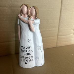 Statue en résine Uionen Mère et Enfant, Décoration de bureau à domicile, Cadeau pour la Fête des Mères, Cadeau d'anniversaire - Product Image 4