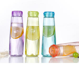 Coupes en Verre Diamantées Étincelantes pour l'Été – Cadeau Créatif Personnalisable pour Couples avec Logo - Product Image 4