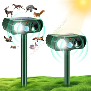 Ahuyentador de Aves Solar LED PIR para Jardín Exterior, Ahuyentador Ultrasónico de Animales y Roedores - Product Image 1