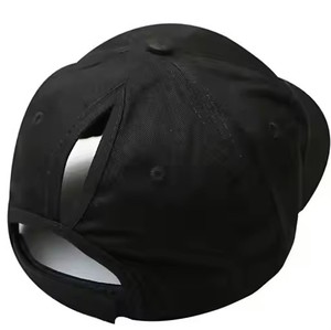 Casquette de baseball 6 panneaux en coton 100% personnalisable avec logo, casquette de sport imprimée avec logo personnalisé pour queue de cheval - Product Image 4