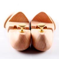 Nouveaux produits : Embauchoirs en bois et étireurs de chaussures en cèdre/hêtre/bois de bouleau/etc. Pour hommes et femmes, double tube