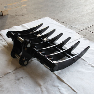 XZFE Mini 5-Tonnen-Bagger Wurzelrechen-Aufsatz zur Reinigung von Kies und Unkraut Zubehör für Kleinbagger Lockerungsrechen - Product Image 2