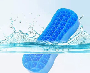 Cuscino Massaggiante <span class=keywords><strong>Premium</strong></span> in Gel con Dispositivo di Trazione Cervicale per Alleviare il Dolore e Rilassare i Muscoli - Product Image 2