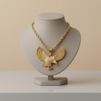 Colgante de águila de acero inoxidable 316L con circonitas pavé, tono dorado, pulido espejo, para hombre, unisex, hipoalergénico, personalizable
