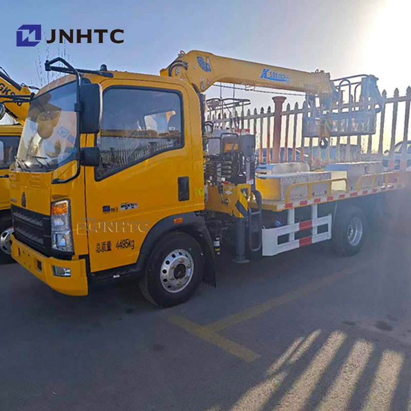 Легкий грузовой автомобиль Sino HOWO 4x2 с 5-тонным краном, самозагружающимся бортовым грузовиком