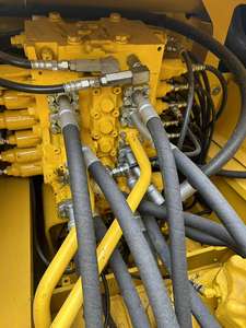 Escavadeira Komatsu PC200 Komatsu PC200-8 de 20 Toneladas |   Modelo Mais Popular do Mundo, Alto Valor de Revenda e Confiabilidade - Product Image 5