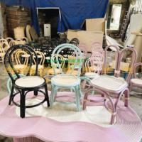Chaise empilable colorée de haute qualité pour enfants Chaise d'événement pour les fêtes d'enfants de l'usine du Vietnam