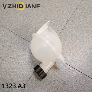 Réservoir de débordement de liquide de refroidissement moteur 1323A3 4208764 ABS réservoir de radiateur de liquide de refroidissement pour PEUGEOT <span class=keywords><strong>307</strong></span> 308 - Product Image 3