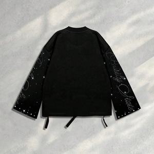 T-Shirt da Uomo a Maniche Lunghe con Grafica Vintage Saint, Stile Streetwear, Effetto Invecchiato, Collo Tondo, Decorazioni in Strass, Modello Corto - Product Image 2