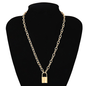 Trendz <span class=keywords><strong>Tendance</strong></span> et Vintage <span class=keywords><strong>Pull</strong></span> Collier Avec Pendentif Serrure - Product Image 5