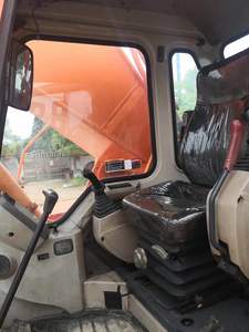 Excavadora Doosan Giant 500LCV de 80 Toneladas con Cucharón de Excavación, Equipo Pesado Usado - Product Image 5