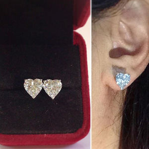 Mini orecchini a forma di cuore per donna, orecchini colorati e scintillanti, graziosi gioielli romantici per l'uso quotidiano - Product Image 5