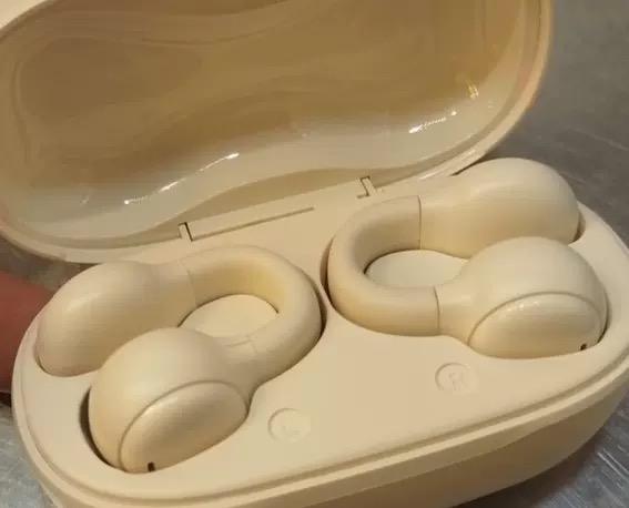 Wireless 5.4Bluetooth Earphones Equipped with Display Screen TWS