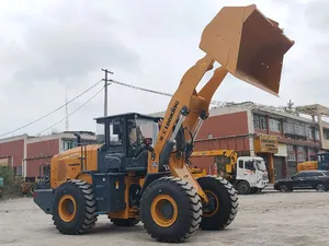Cargadora de Ruedas Pesada Lonking ZL50HC de 5 Toneladas para Cantera, Mina, Arena, Carga de Materiales a Granel en Puerto - Product Image 3
