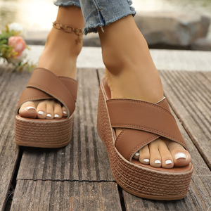 Sandales <span class=keywords><strong>compensées</strong></span> décontractées à talon haut et semelle épaisse, nouveau style, polyvalentes et confortables pour femmes - Product Image 3