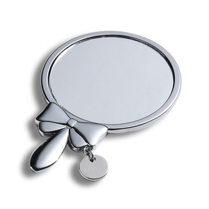 กระจกพกพาขนาดเล็กแบบกำหนดเองได้ ผลิตจากโลหะผสมสังกะสี พร้อมซองหนัง PU สำหรับใส่ในกระเป๋า - Product Image 5