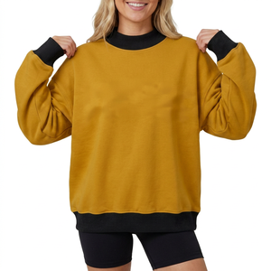 เสื้อสเวตเชิ้ตคอเต่าสองสีสำหรับผู้หญิง แบบสั่งทำพิเศษ ทรงโอเวอร์ไซส์ ไหล่ตก สไตล์สตรีทลำลอง ปักลาย 3 มิติอย่างดี - Product Image 1