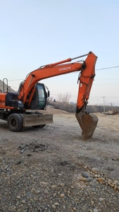 Excavatrice d'occasion Hitachi ZX130W d'origine japonaise, excavatrice sur roues Hitachi ZX130 ZX130-5G ZX130W, très rentable - Product Image 4