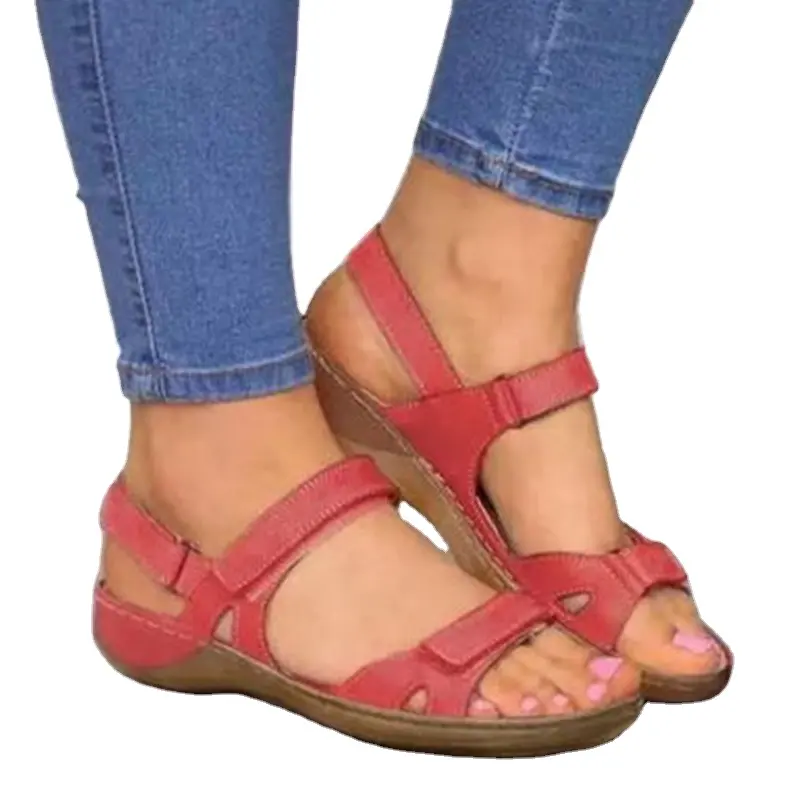 Vendita calda a buon mercato personalizzato zeppa donne 2020 donne S sandali personalizzati Anti Logo buon colore fodera caratteristica materiale origine rapida